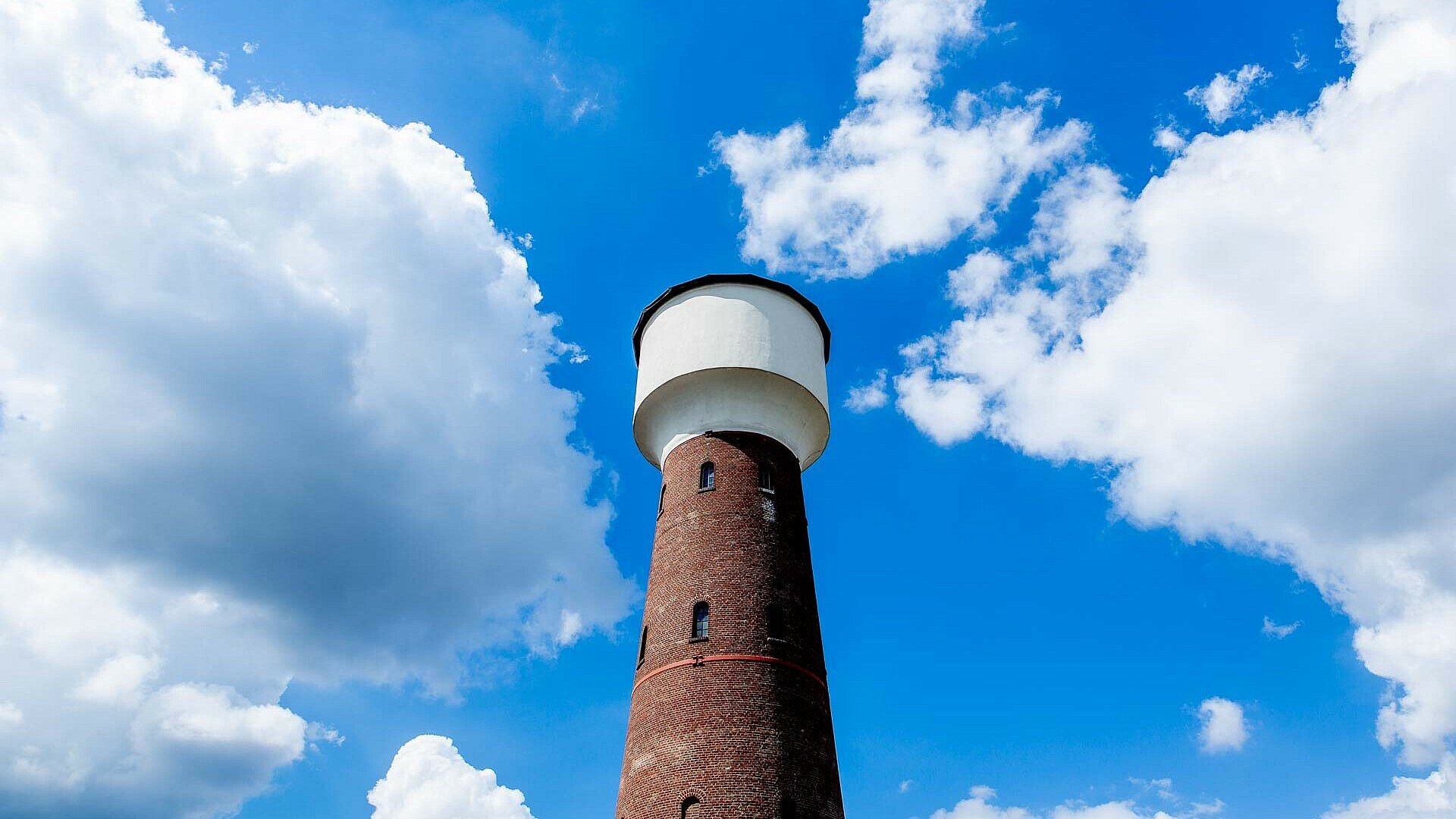 Der Wasserturm mit minibib in Kalk