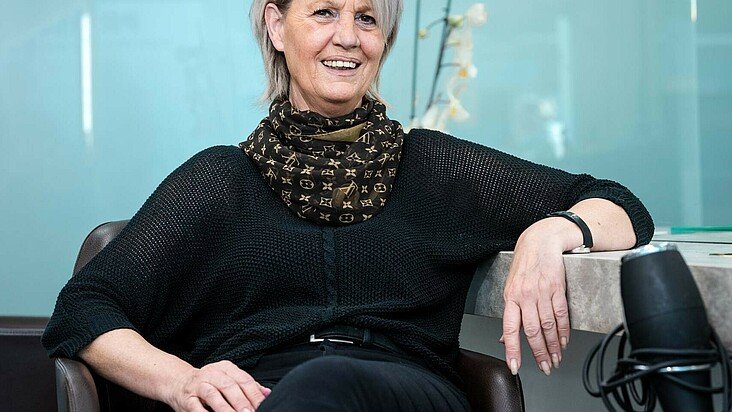 Inhaberin Petra Keßler in ihrem Friseursalon „Vivida Nuances“ in Bock-lemünd