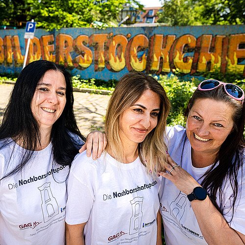Die drei Patinnen helfen Menschen aus Köln-Bilderstöckchen bei Alltagsproblemen